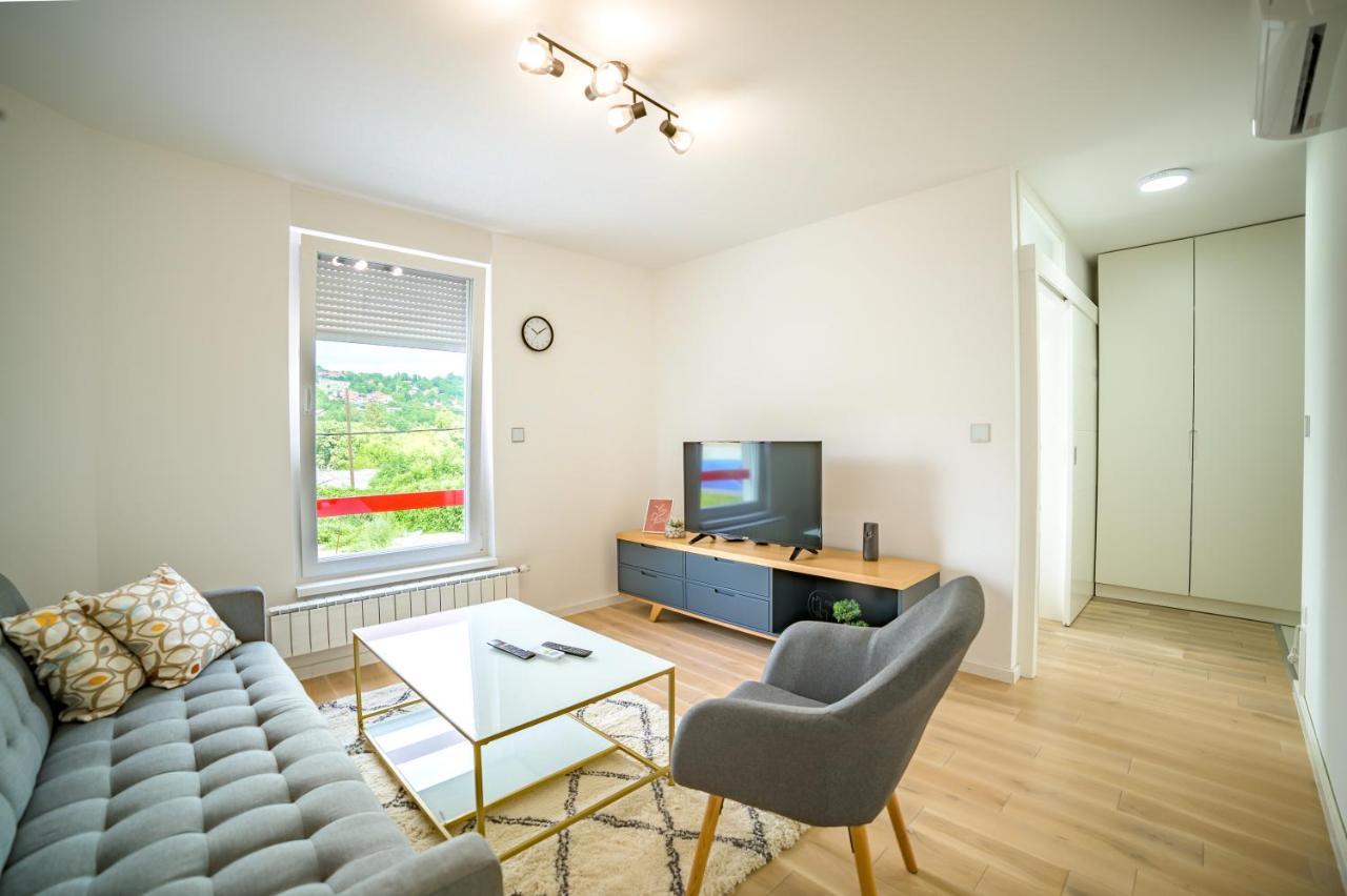 Sun Square Apartments トゥズラ エクステリア 写真