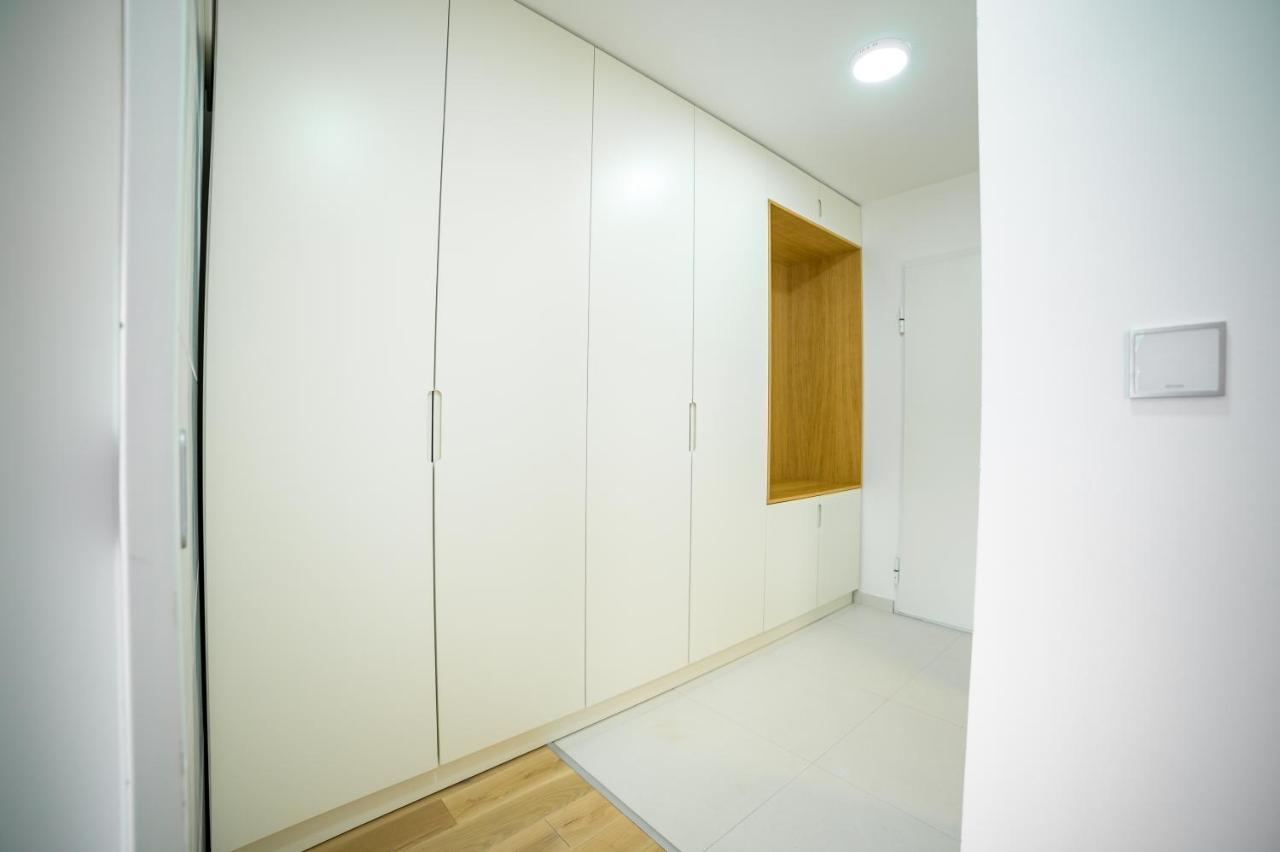Sun Square Apartments トゥズラ エクステリア 写真