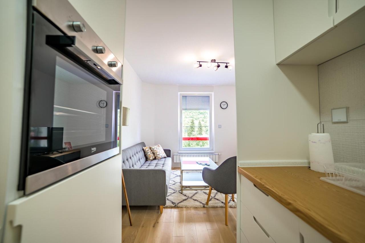 Sun Square Apartments トゥズラ エクステリア 写真