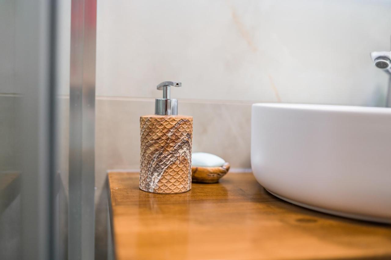 Sun Square Apartments トゥズラ エクステリア 写真